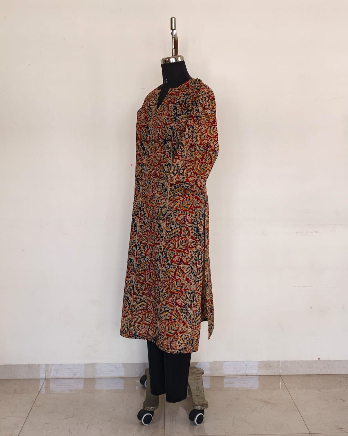Multicoloured Kalamkari Straight Cut Kurta