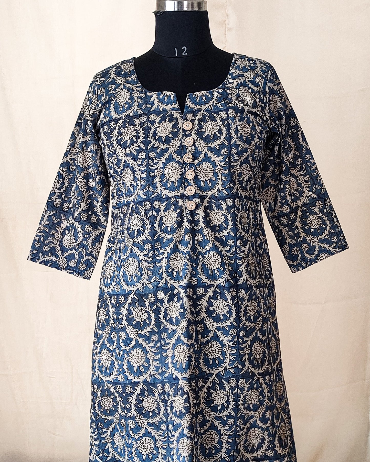 104 Grey and Cream Printed Cotton Kurta