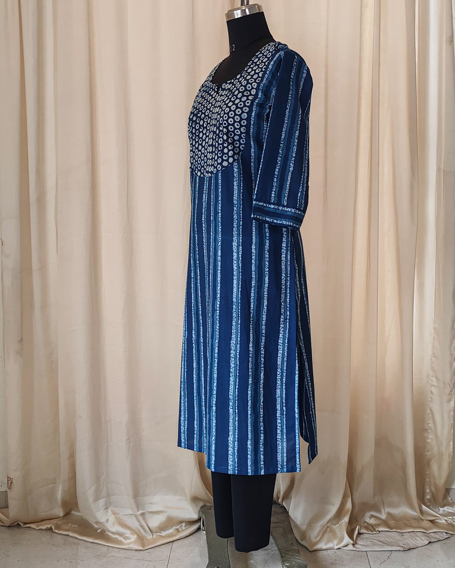 177 Blue Striped Straight-line Kurta with Yoke Patch
