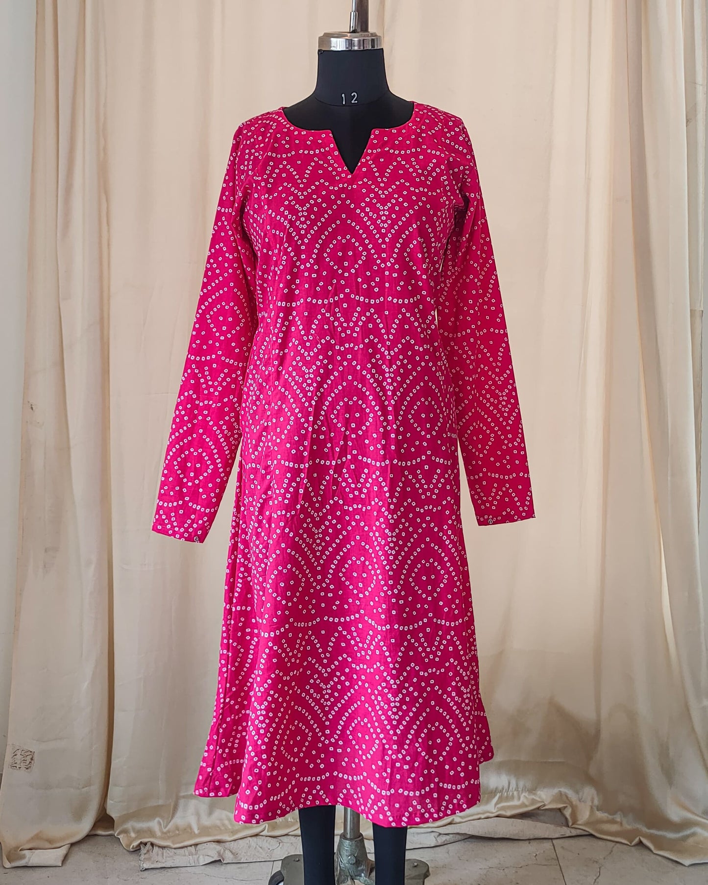 155 Pink bandhani print fit n flare kurta with chudi sleeves
