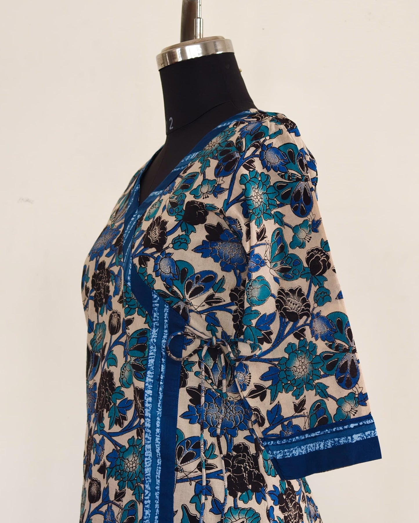 228 Cream and Blue Kalamkari Kurta with Overlap Pattern