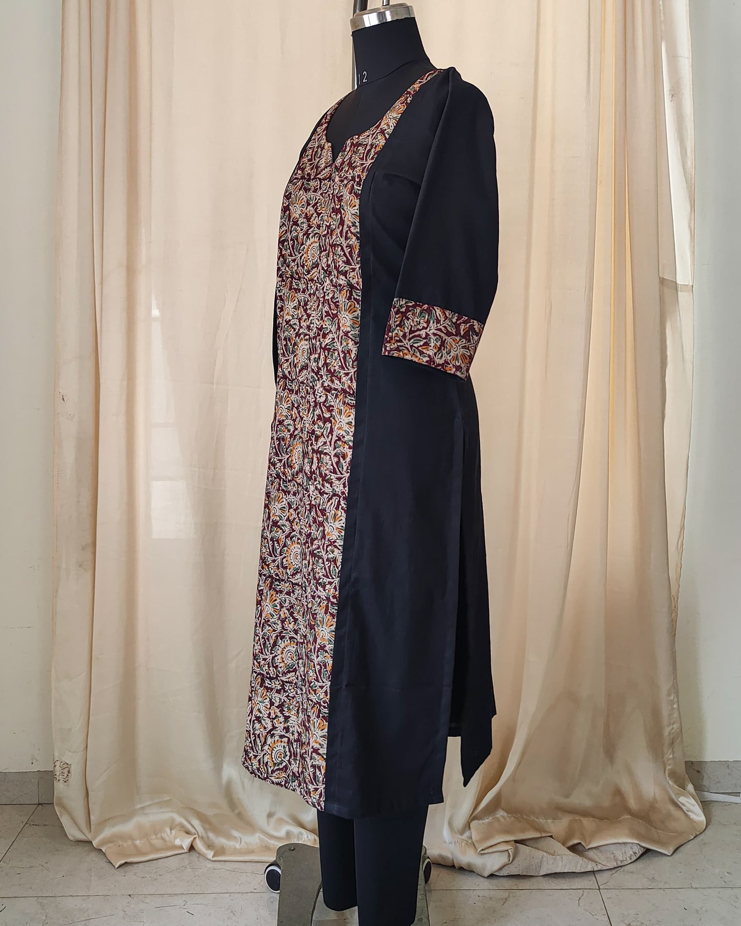 173 Black with maroon kalamkari panel pattern