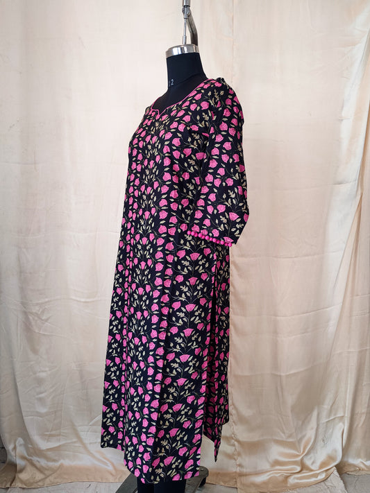 111 Black and Pink Printed Kurta