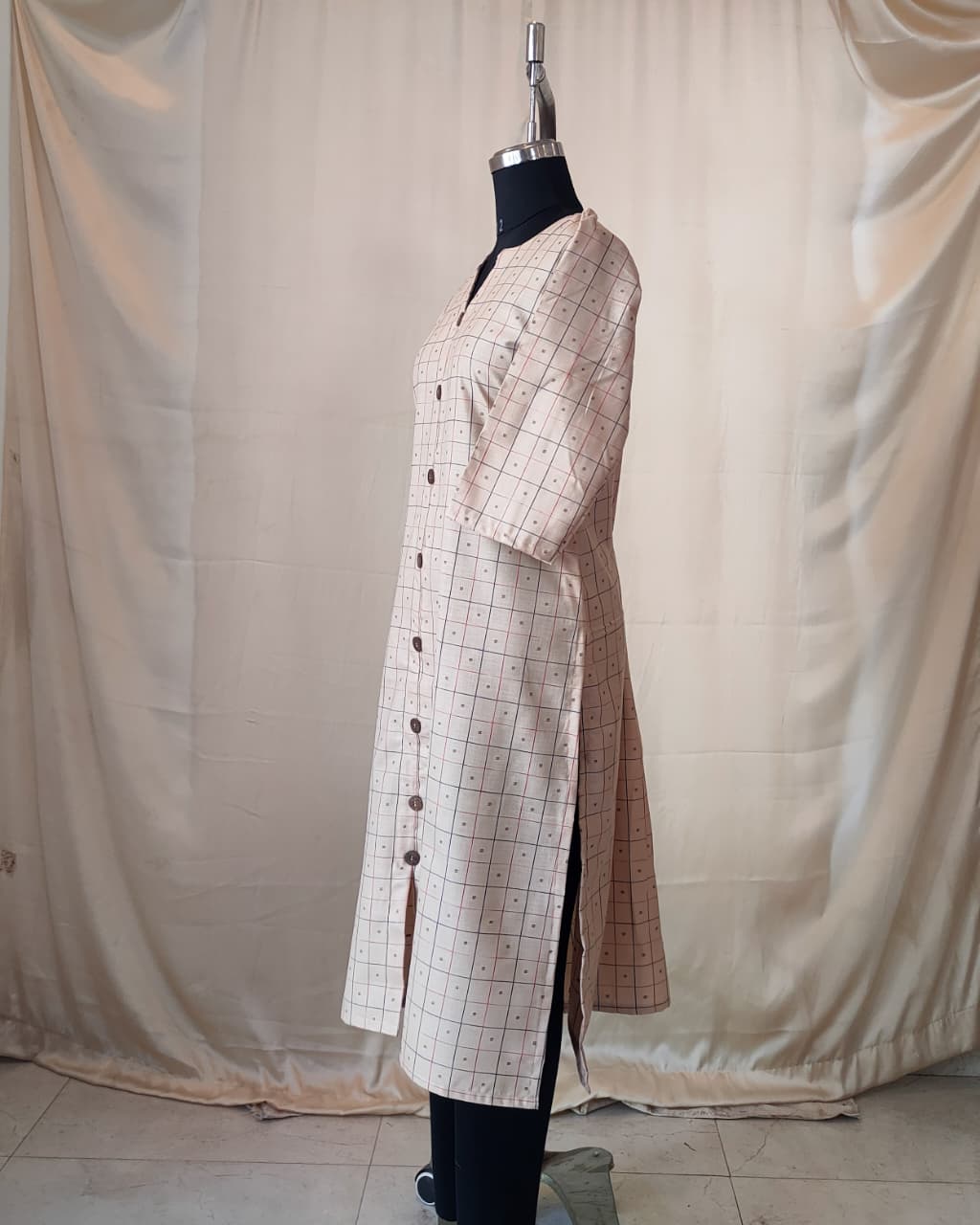 207	Cream checks kurta with buttons