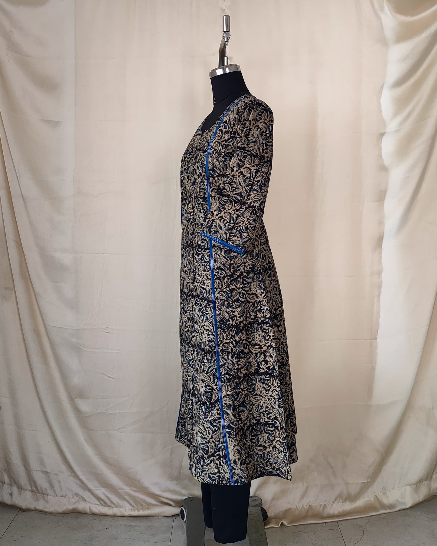 218	Black kalamkari kurta with blue detailing