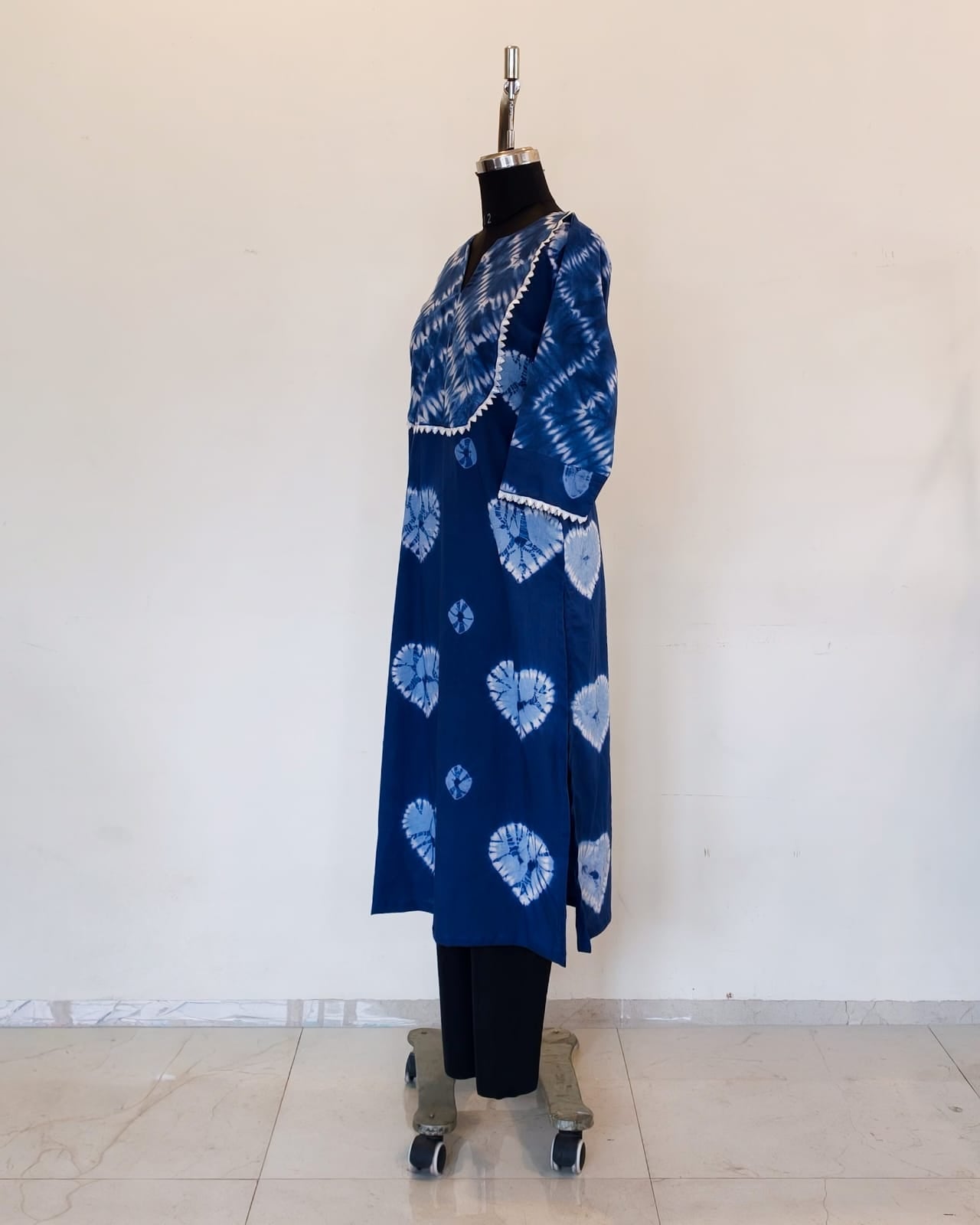 287 Navy blue Shibori kurta with yoke patch and lace