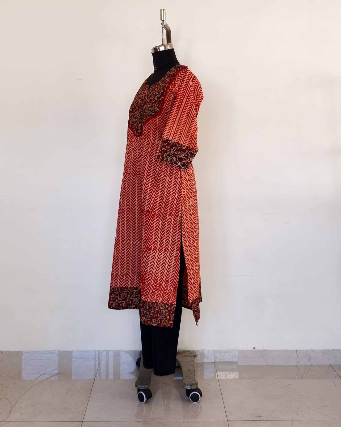 282 Kalamkari arrow design with maroon yoke patch