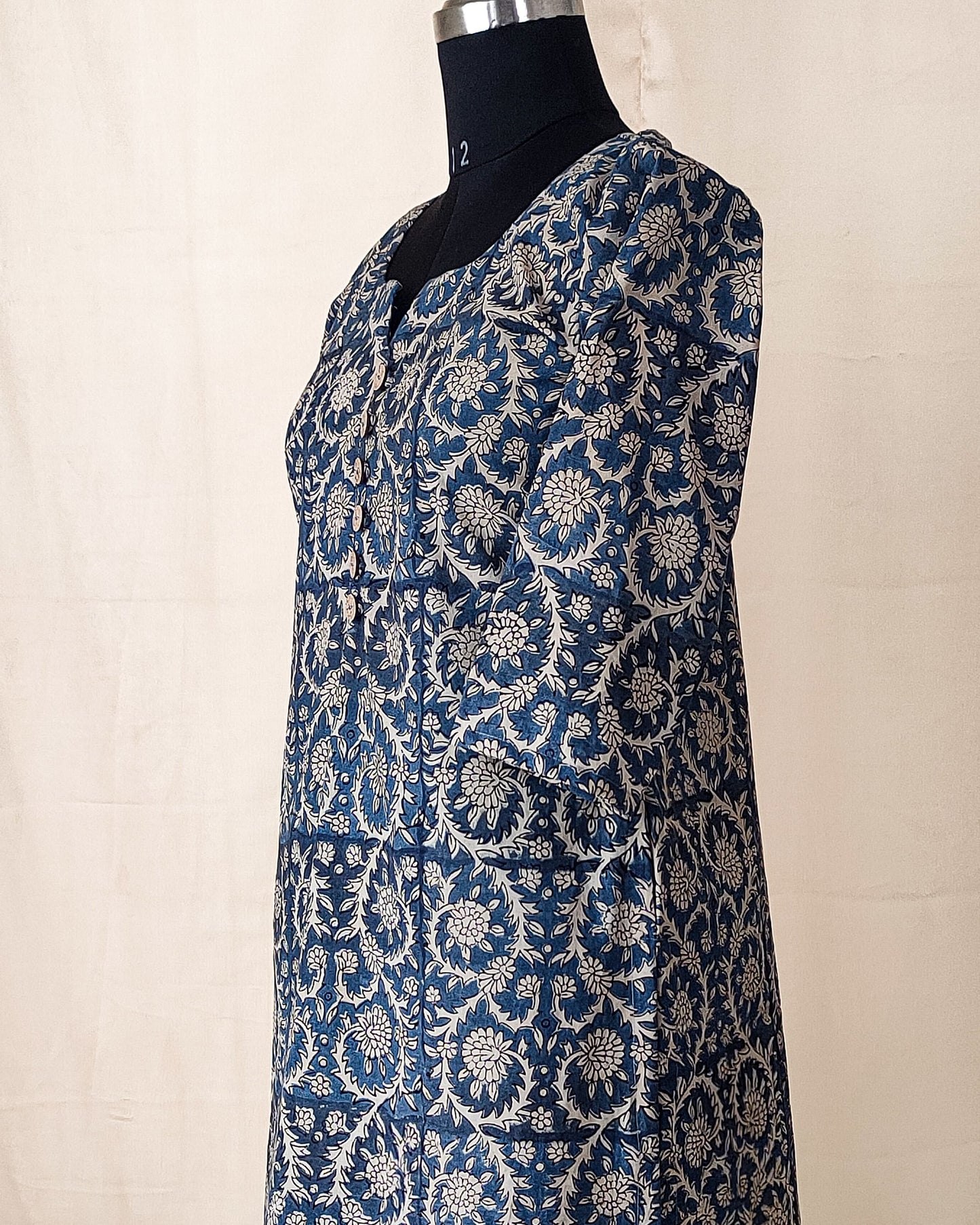 104 Grey and Cream Printed Cotton Kurta