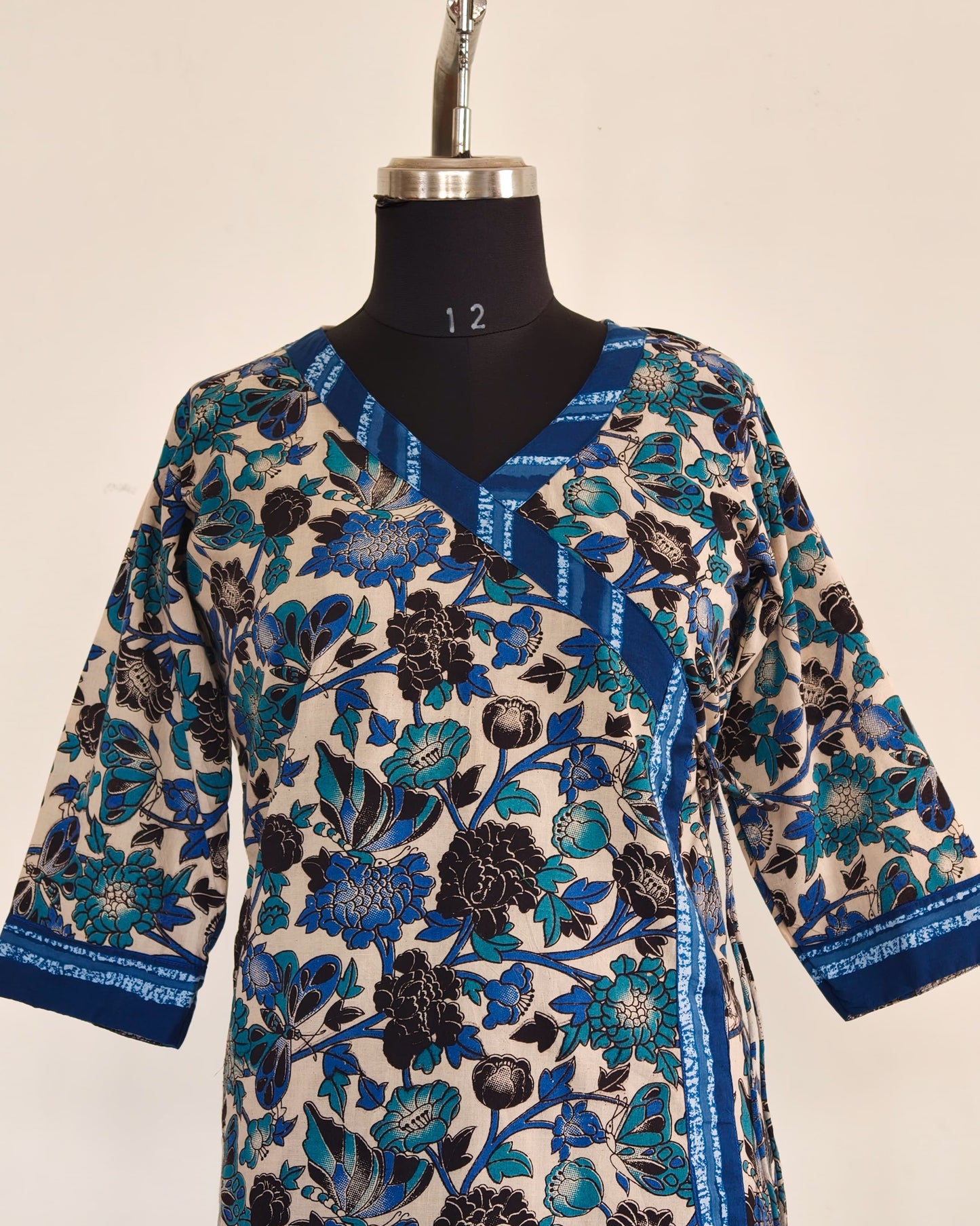228 Cream and Blue Kalamkari Kurta with Overlap Pattern