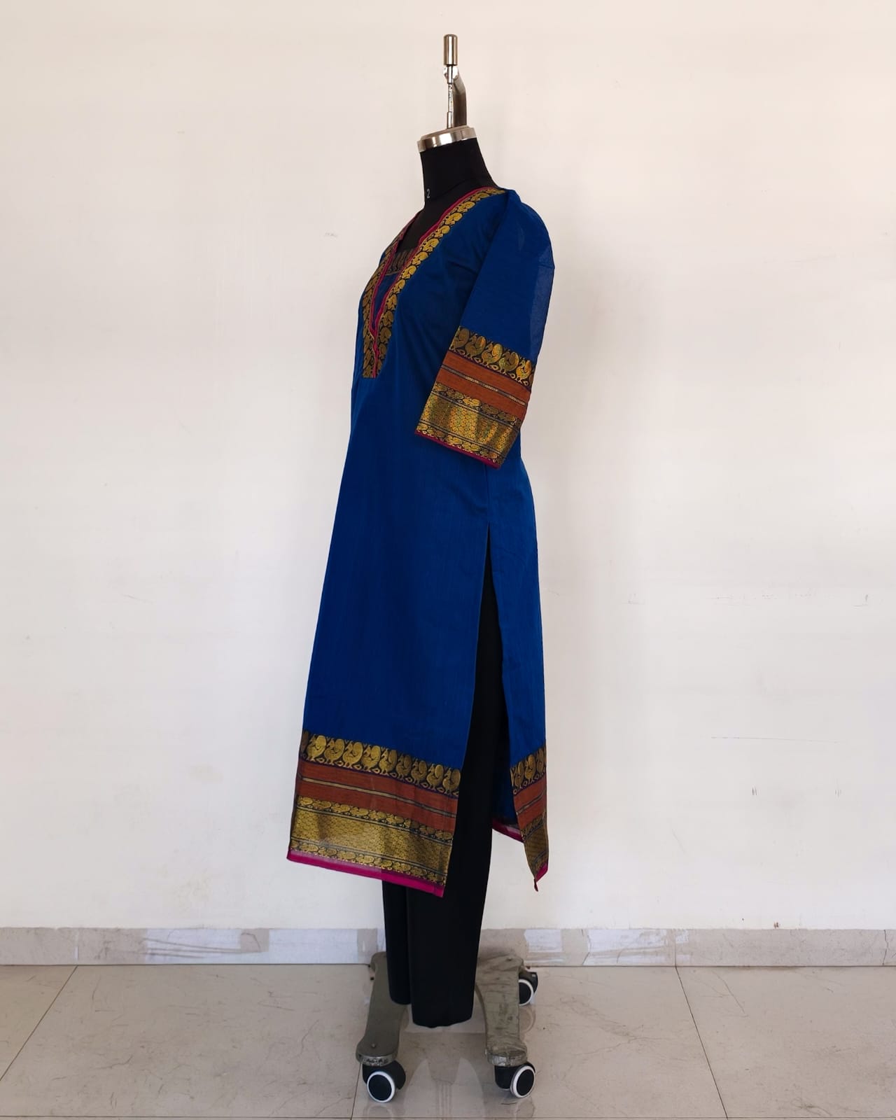 241 Navy blue narayapet kurta with lining