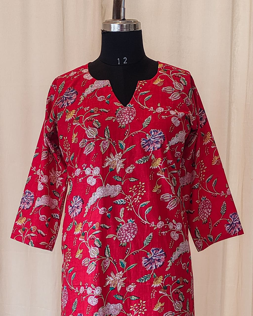 178 Red Floral Printed Straight-line Kurta