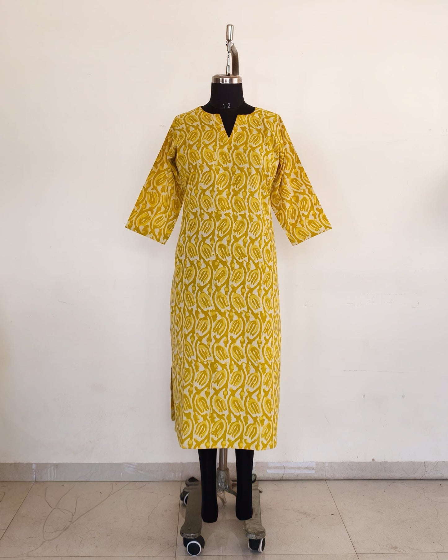 272 Lemon yellow straight cut kurta
