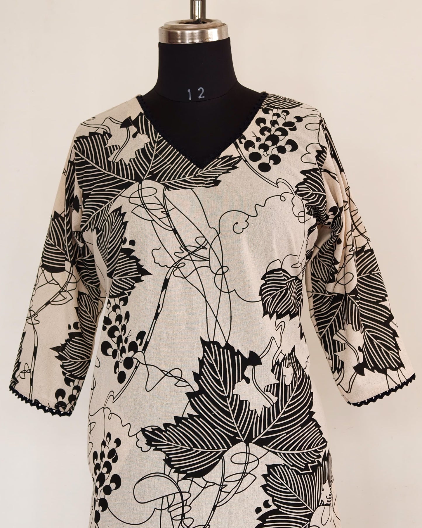 260 Cream and black khadi cotton kurta with lace detailing