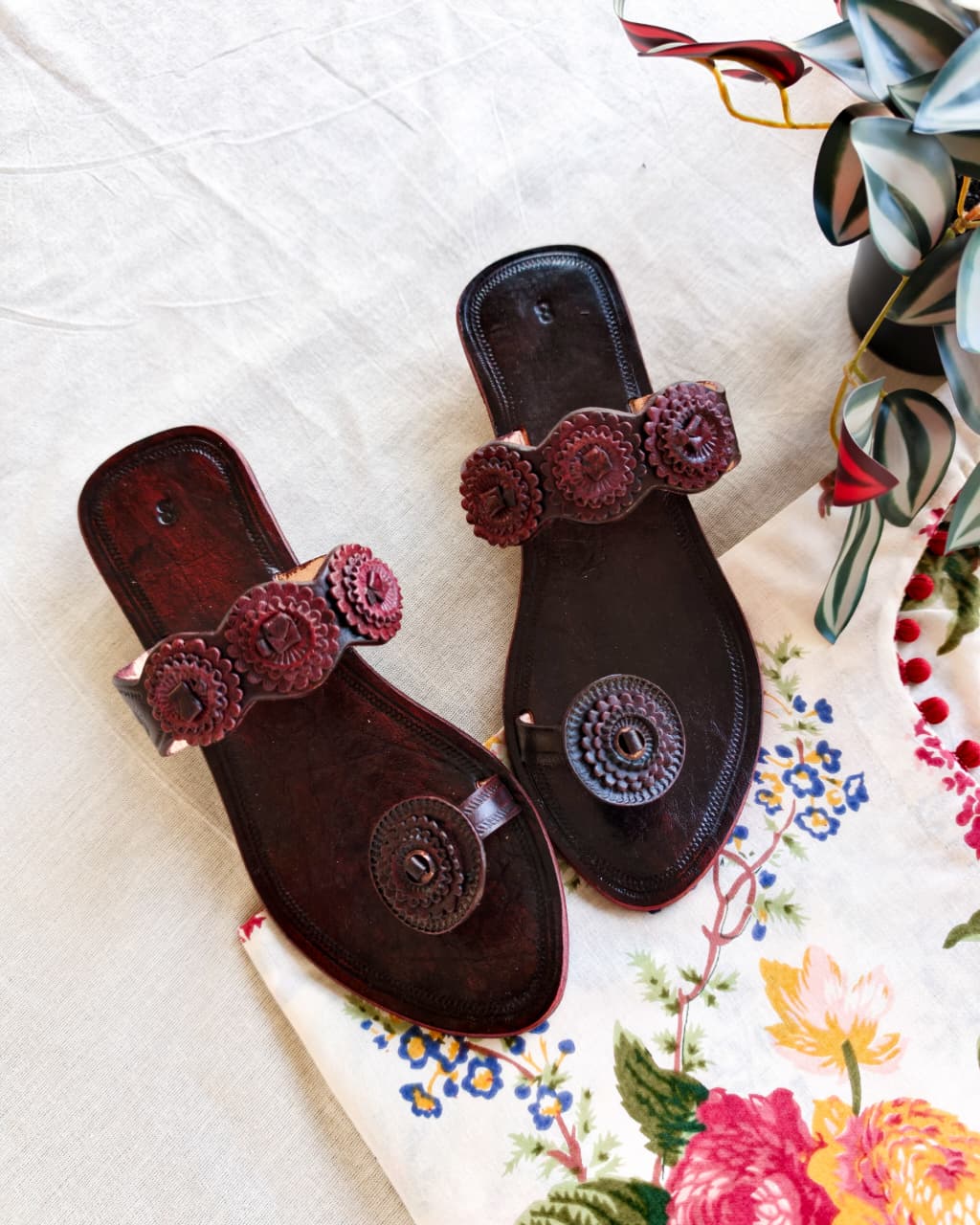 Red polish block heel chappals