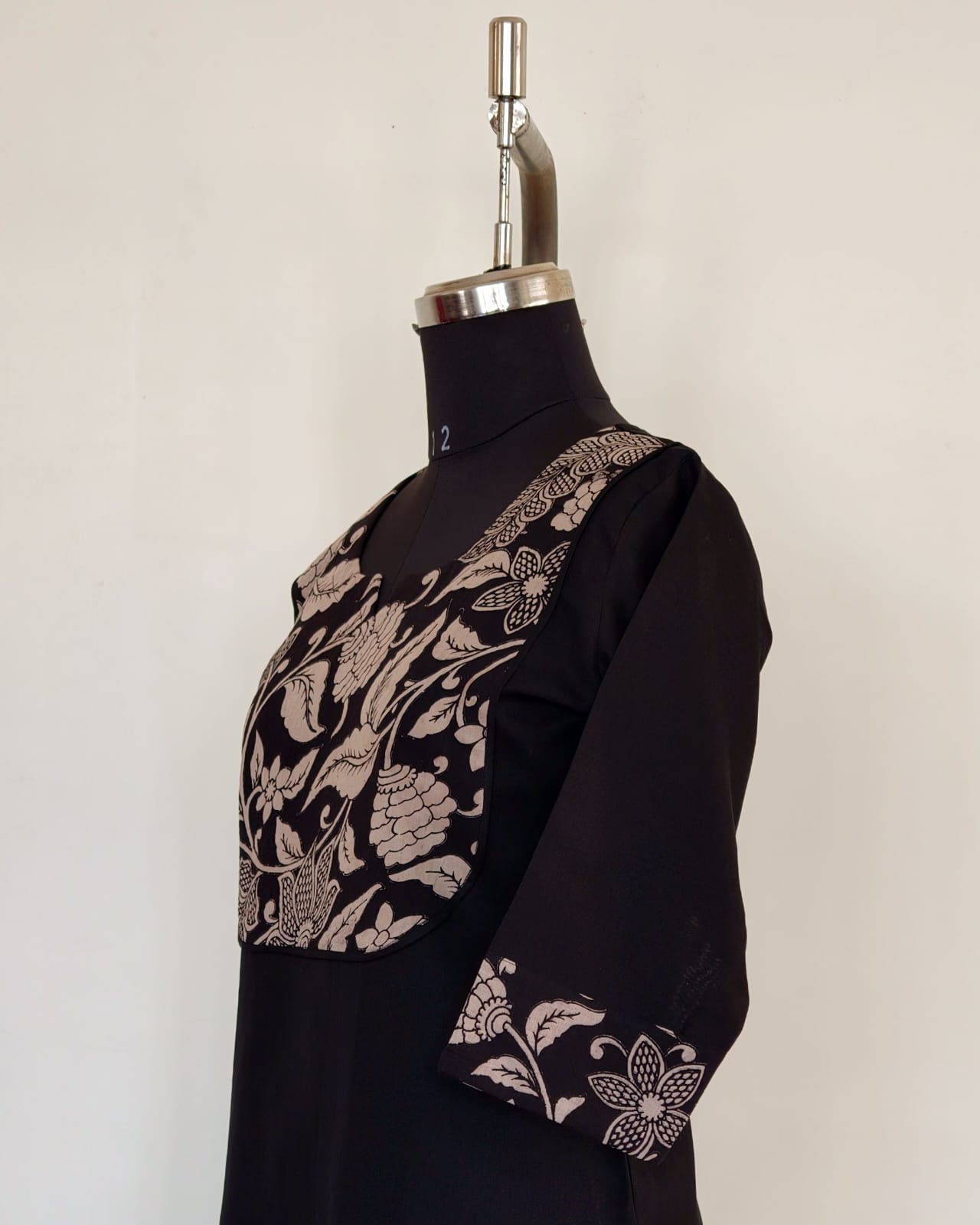 283 Black with kalamkari yoke patch