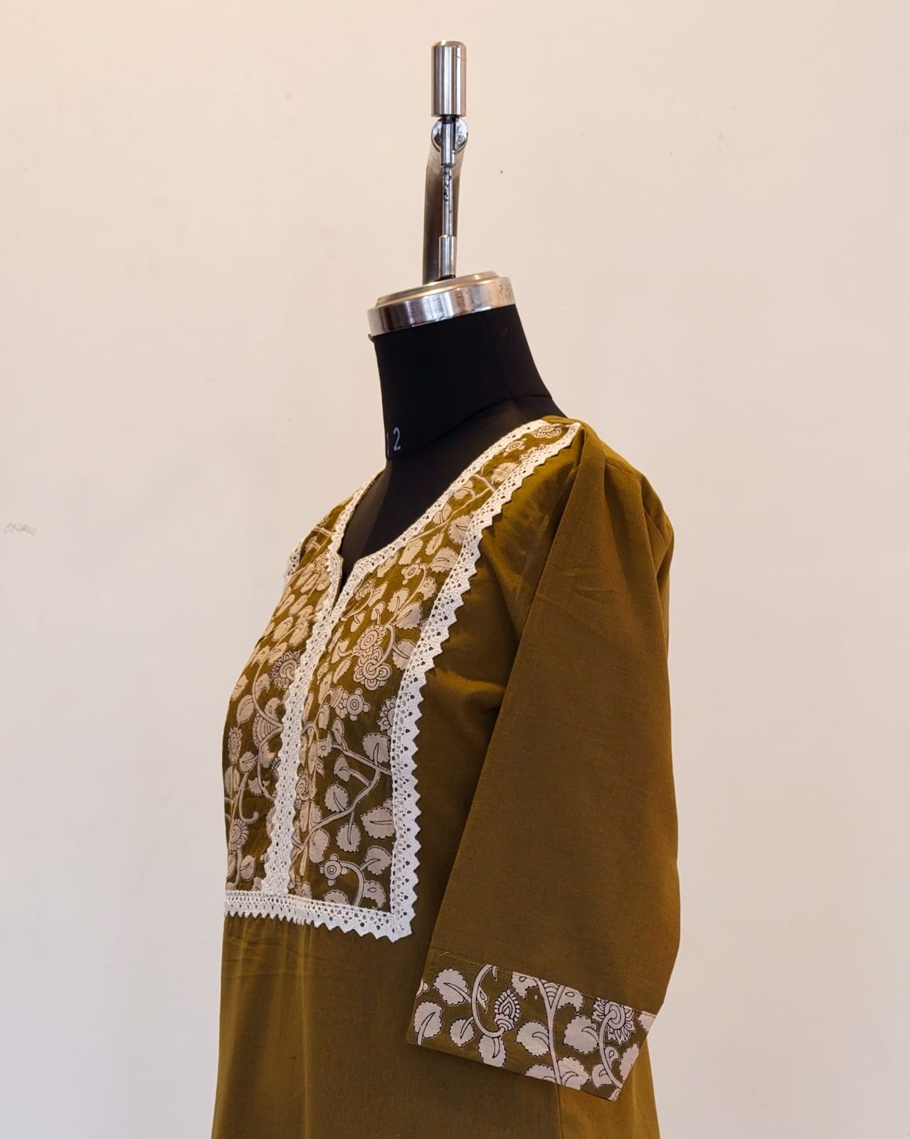 289 Olive green kurta with yoke patch and lace detailing