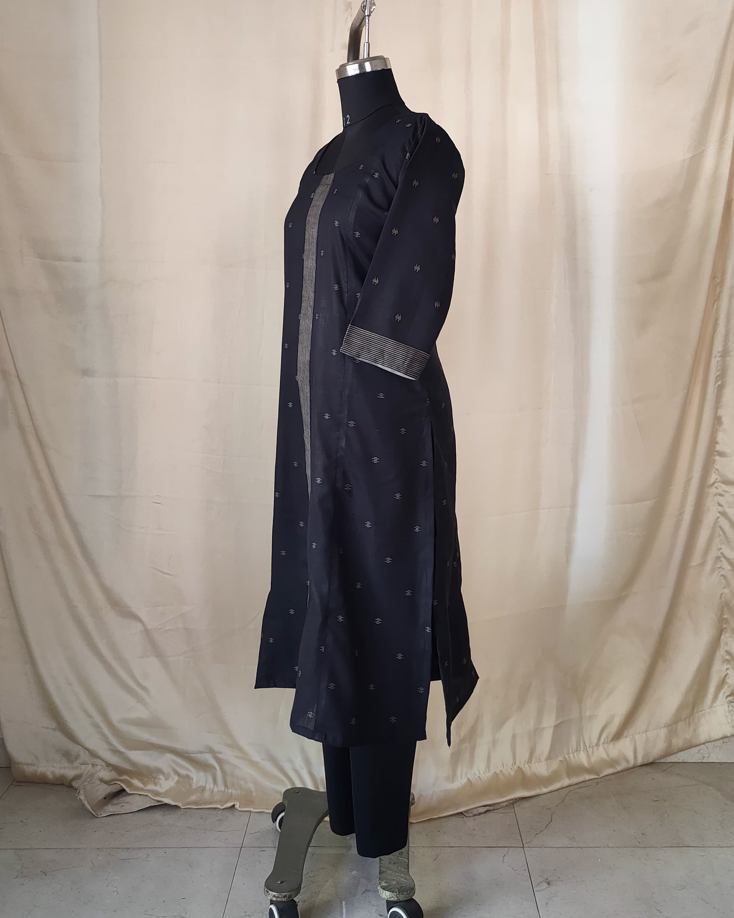 204	Black soft cotton kurta with stripes