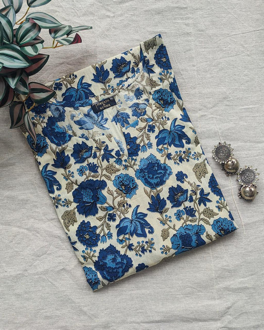 169 Cream And Blue Printed Apple Cut Kurta