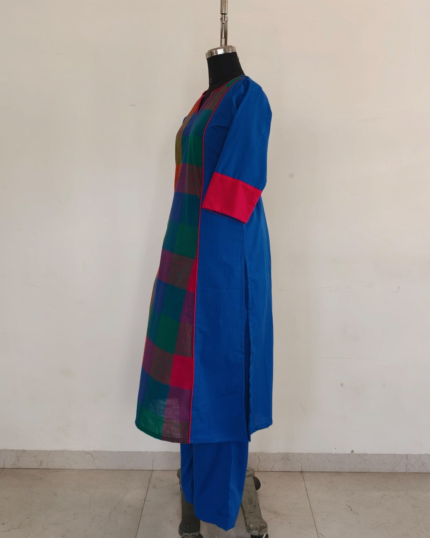 225	Blue with multicoloured checks panel co-ord set