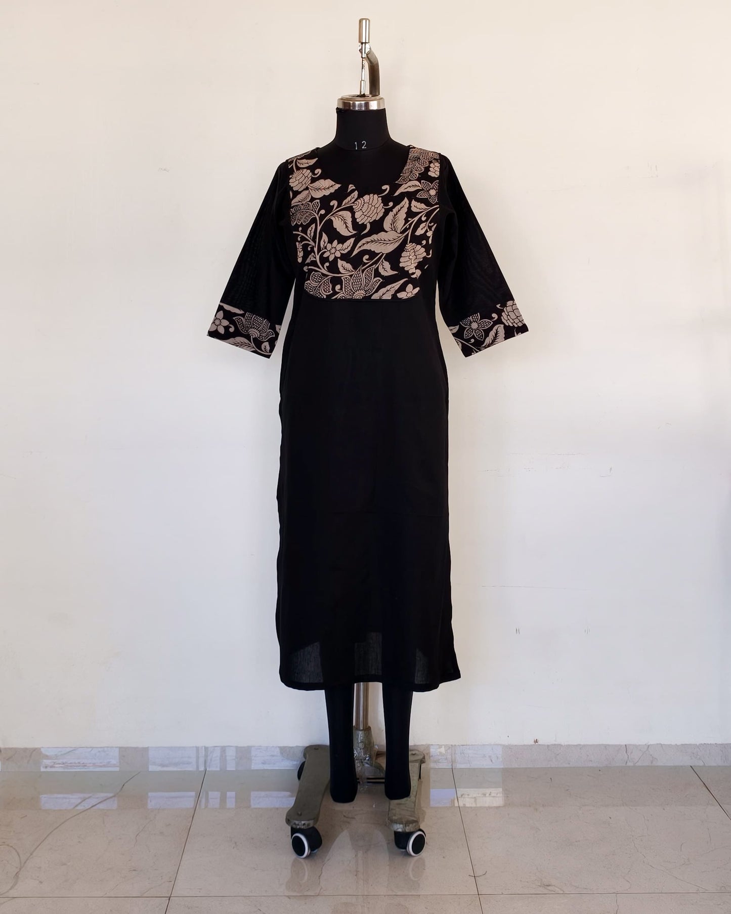 283 Black with kalamkari yoke patch