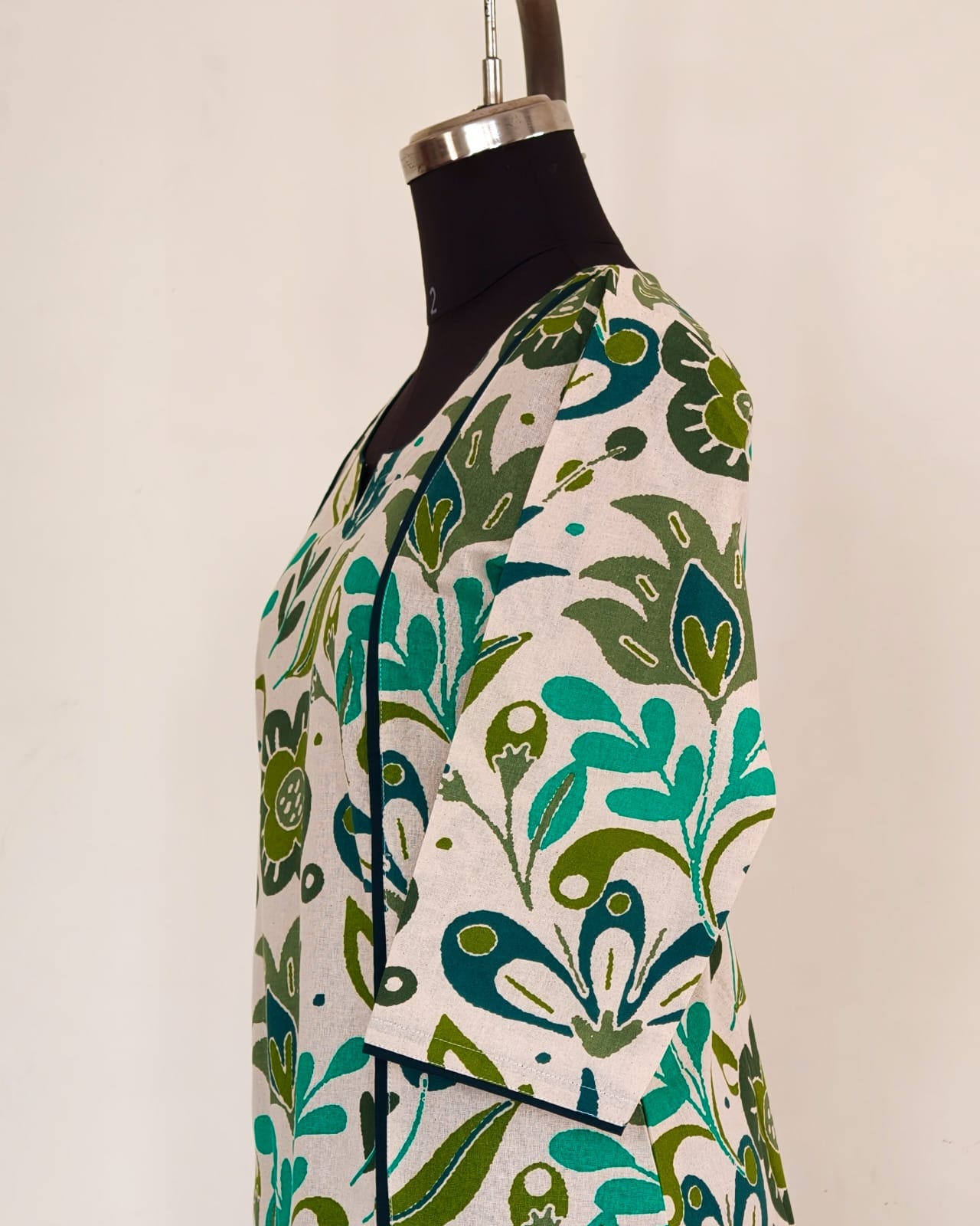 257 Cream and green printed with green detailing