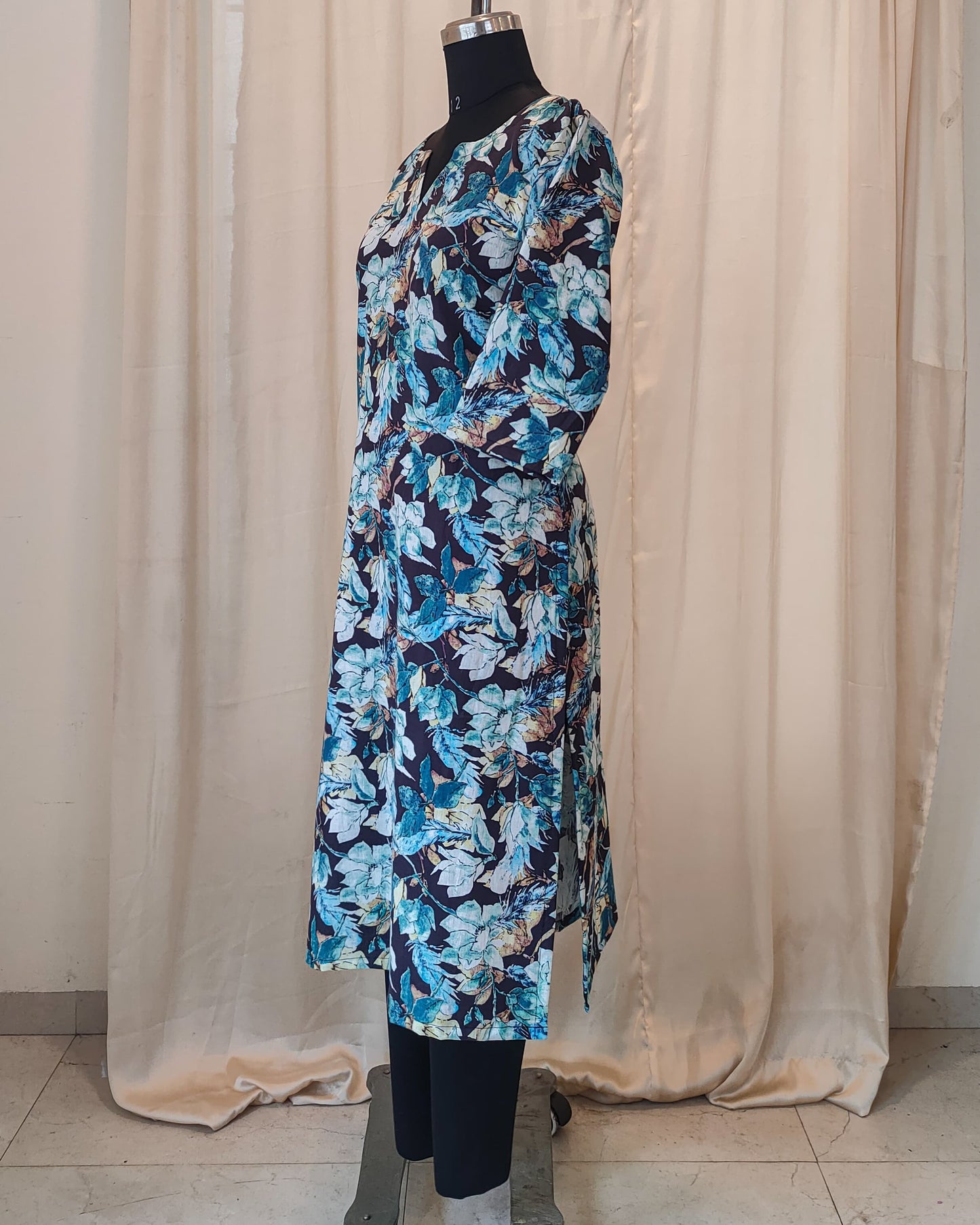 180 Black and Blue Printed Straight Cut Kurta