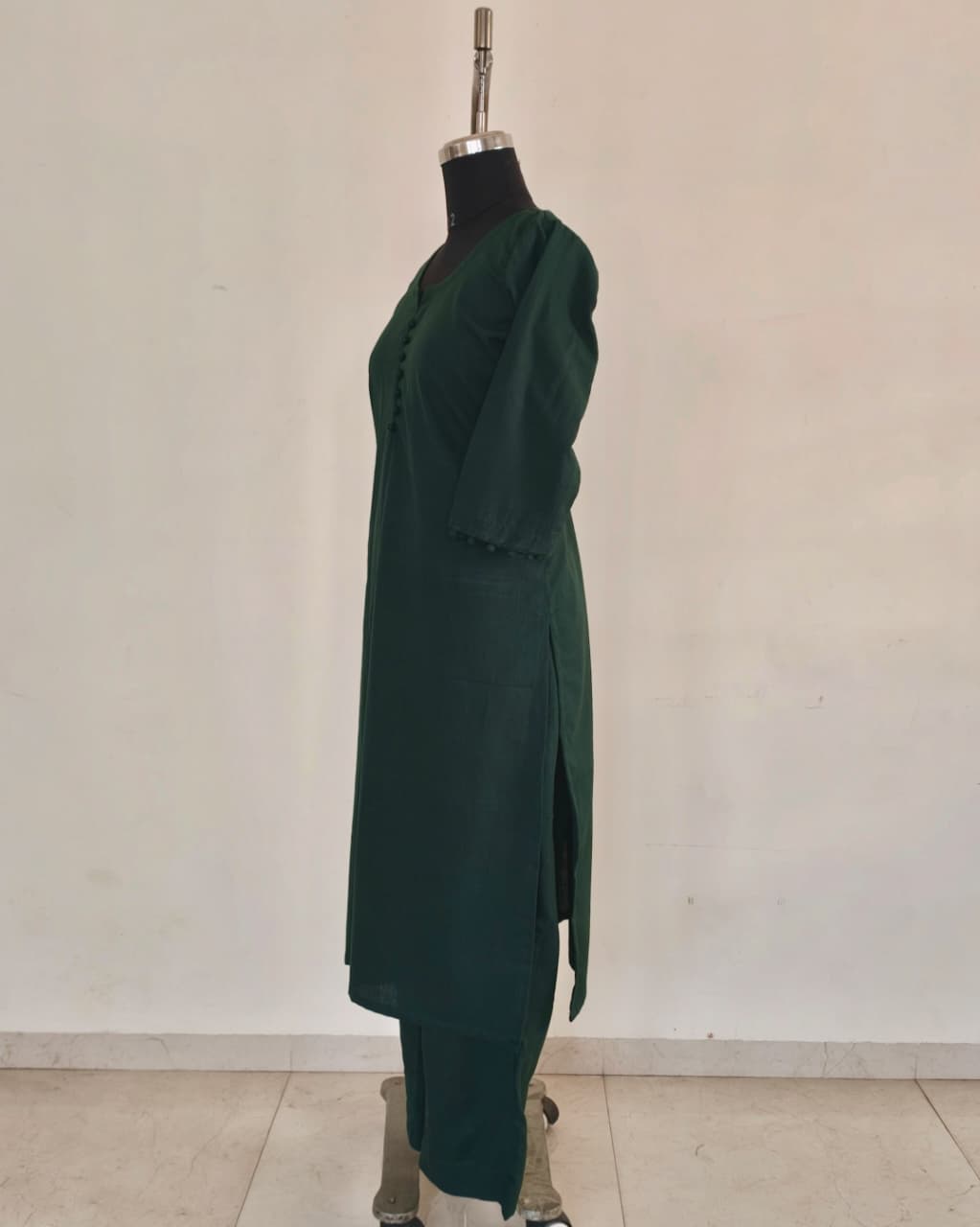 227	Plain Bottle green with potlis co-ord set