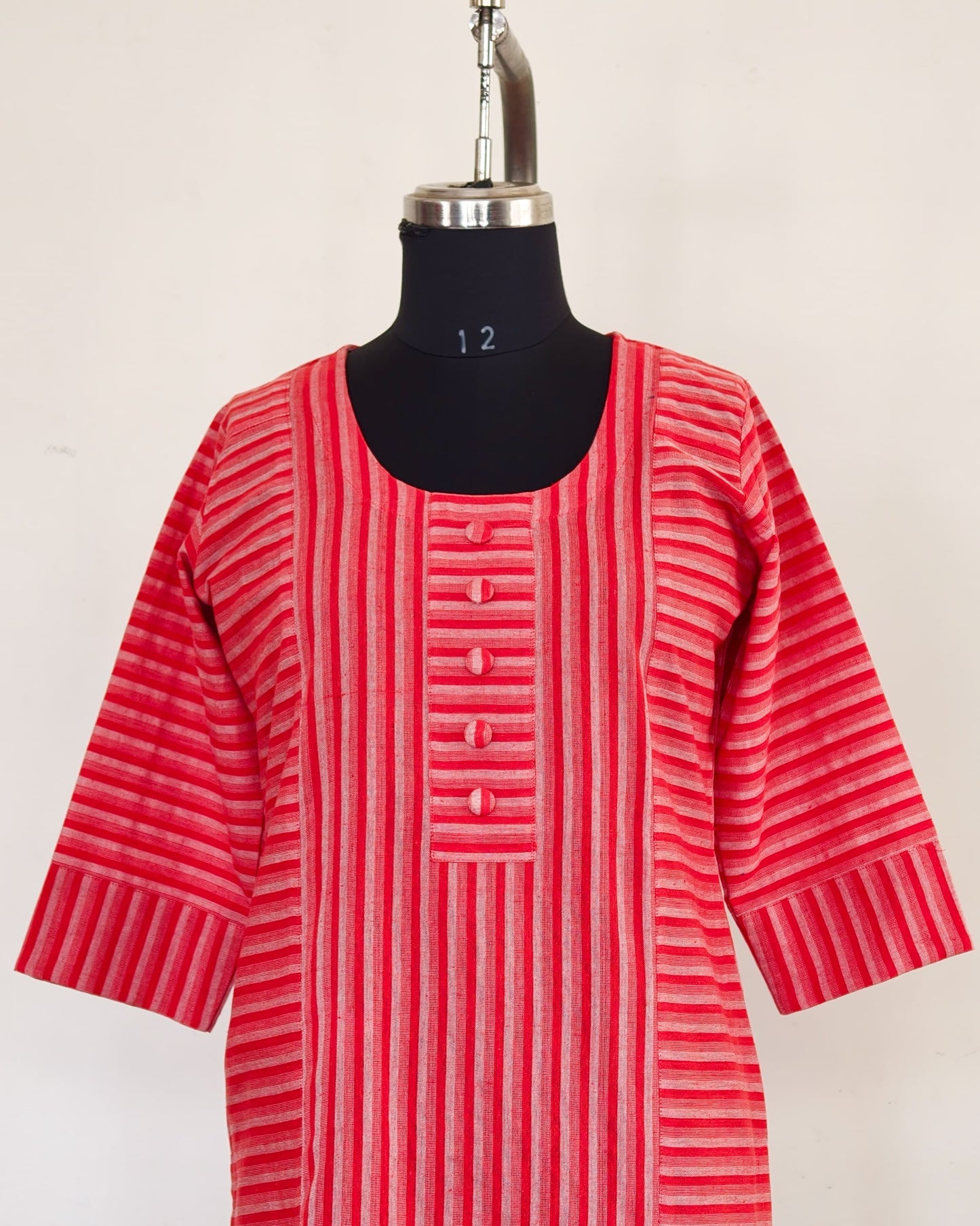 277 Red and pink stripes with buttons
