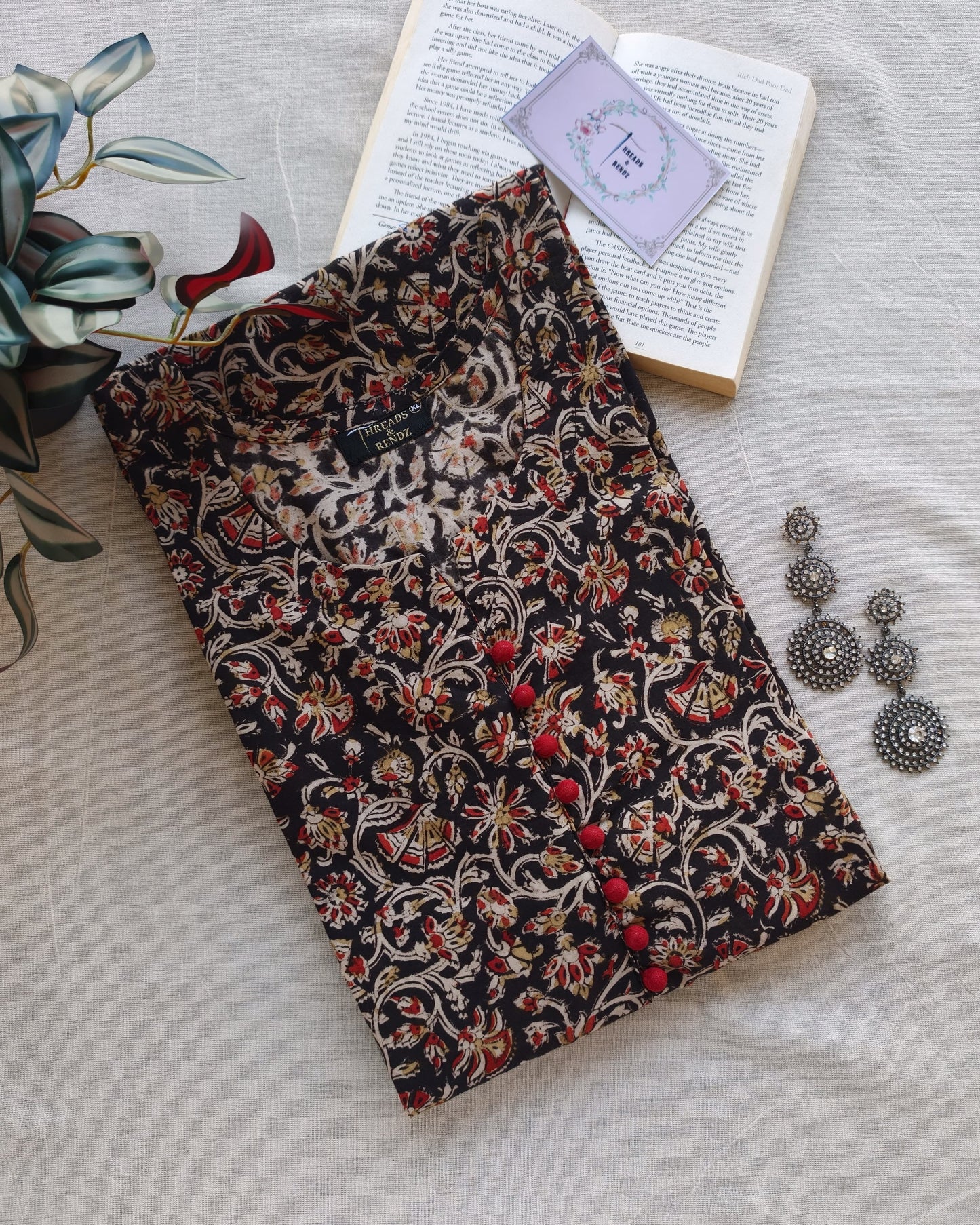 269 Black and maroon kalamkari with maroon potlis