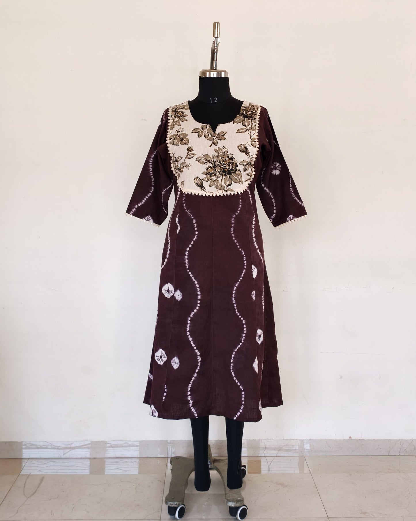 255 Brown Tie and dye with cream yoke patch and lace