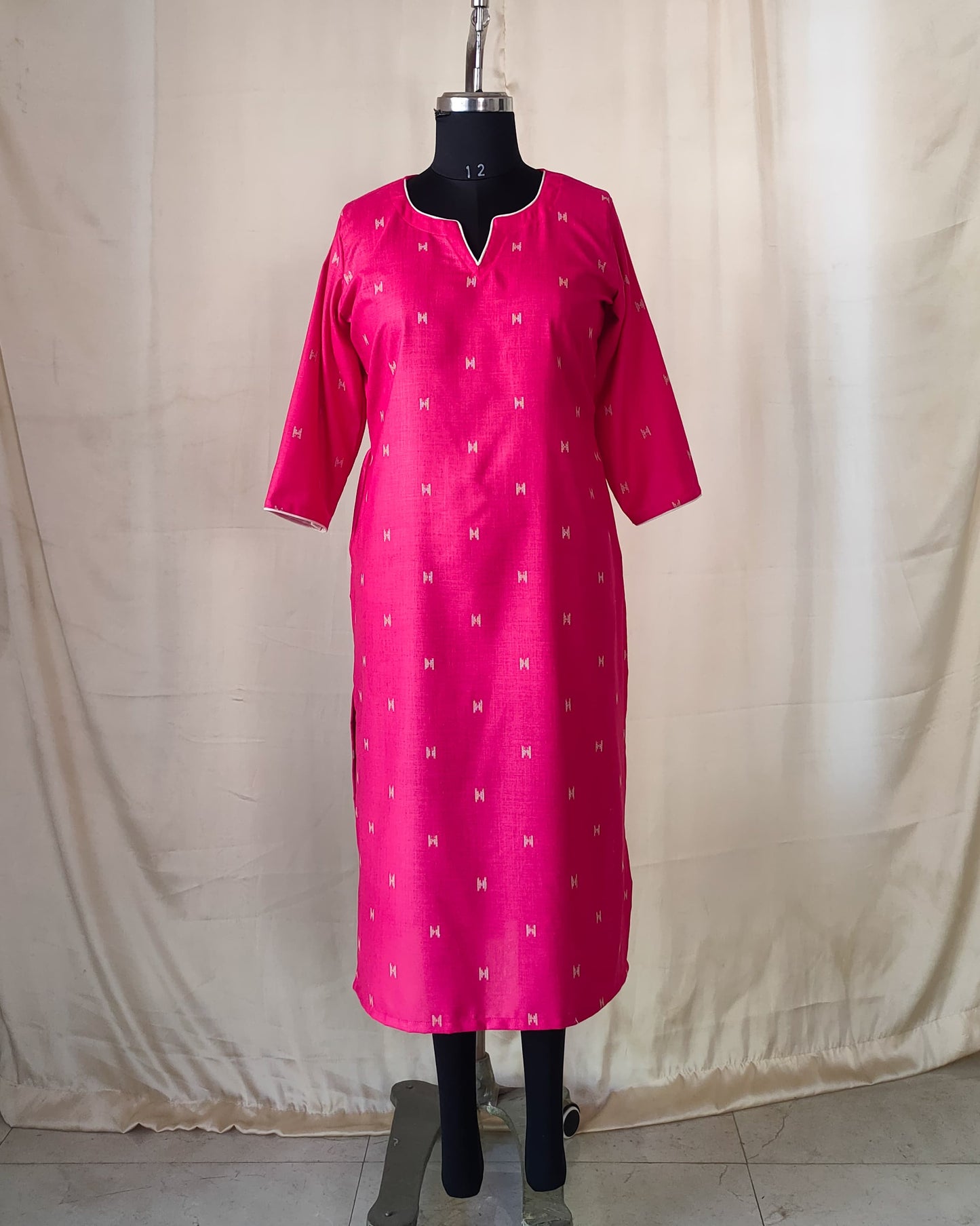 200 Pink butti straight cut cotton kurta