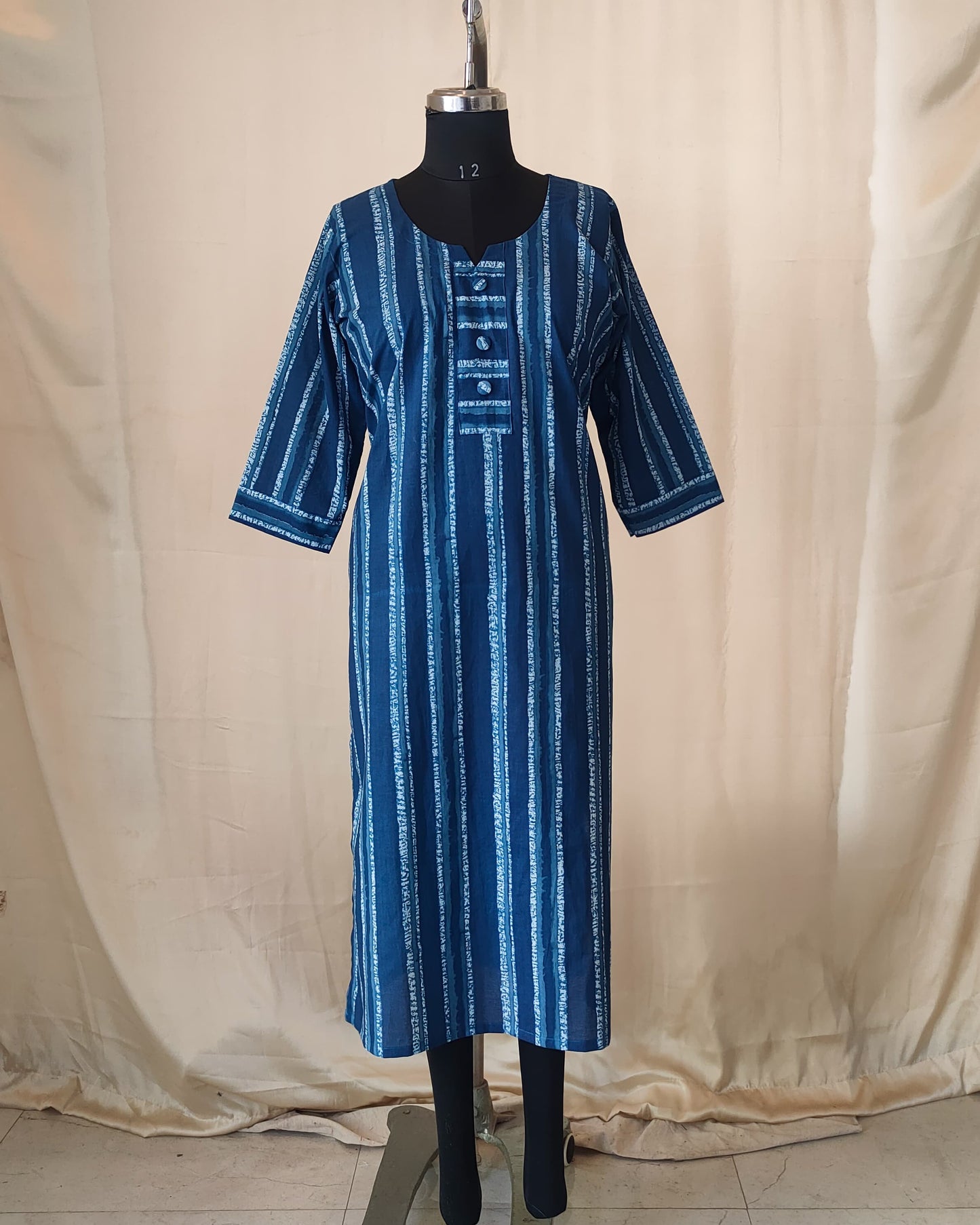 190 A blue stripes straight kurta