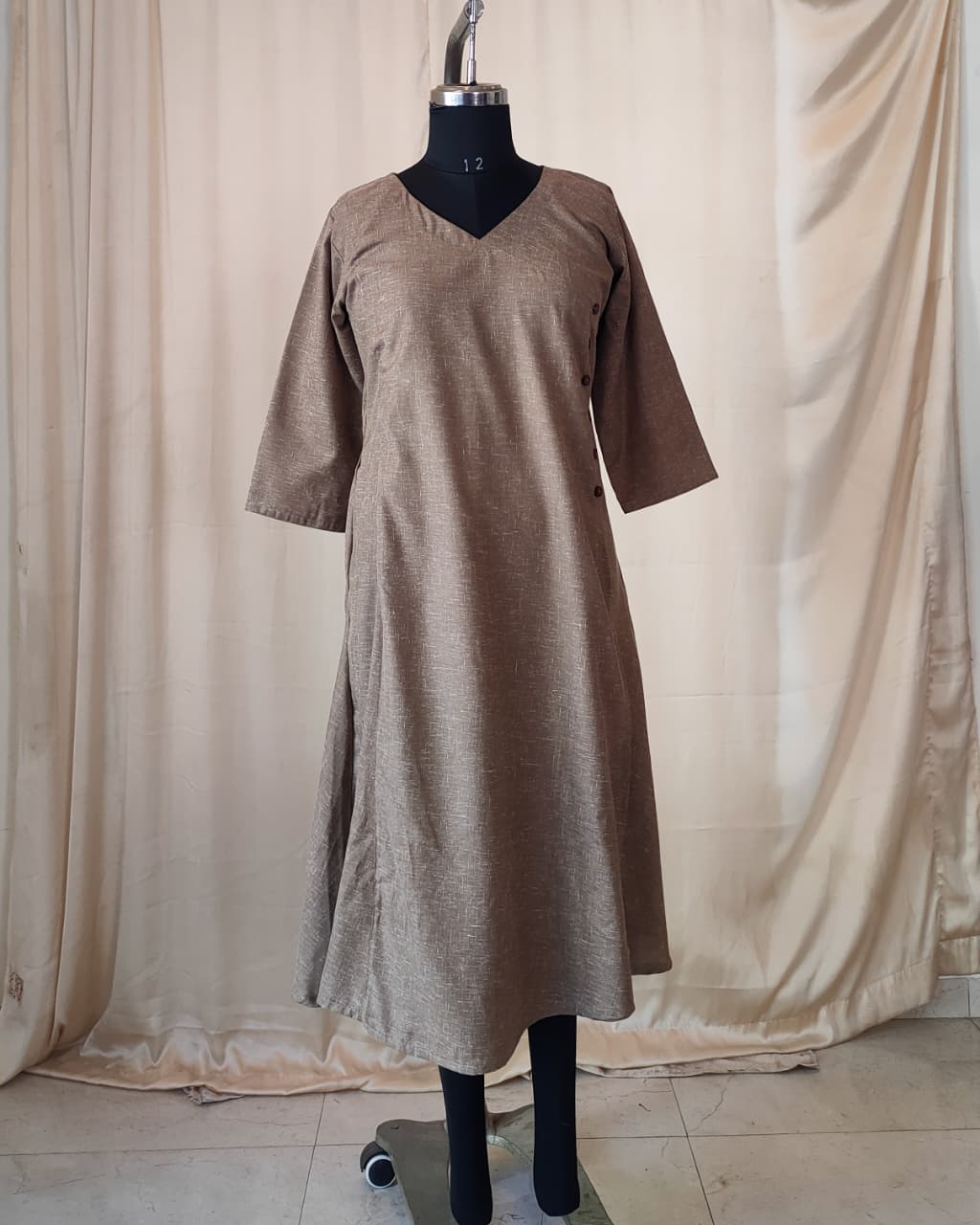 206	Beige overlap pattern kurta with buttons