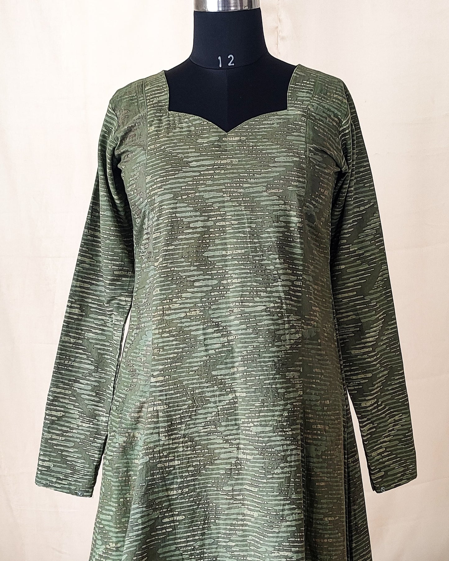 101 Green flare kurta with chudi sleeves