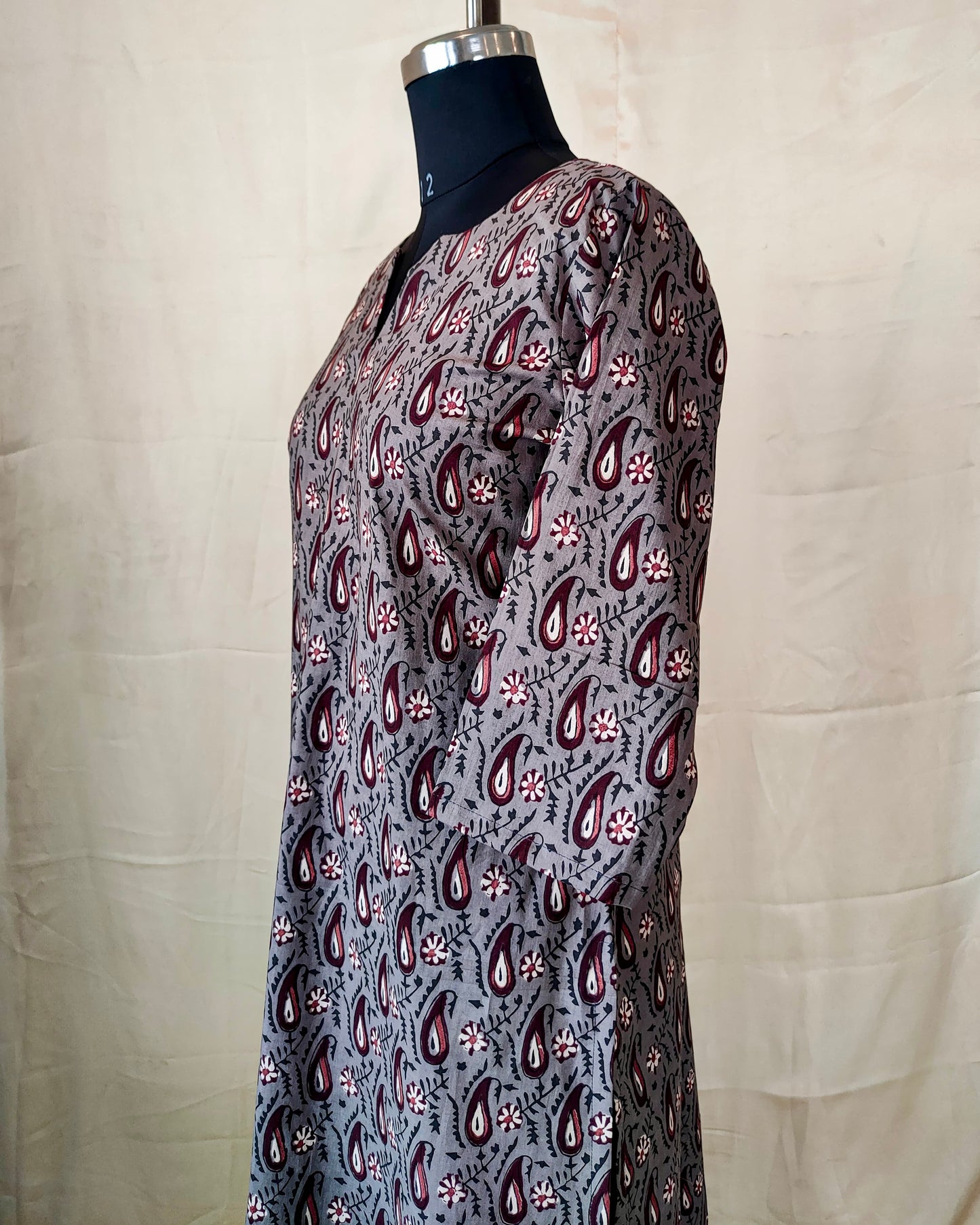 12 Grey And Maroon Printed Kurta