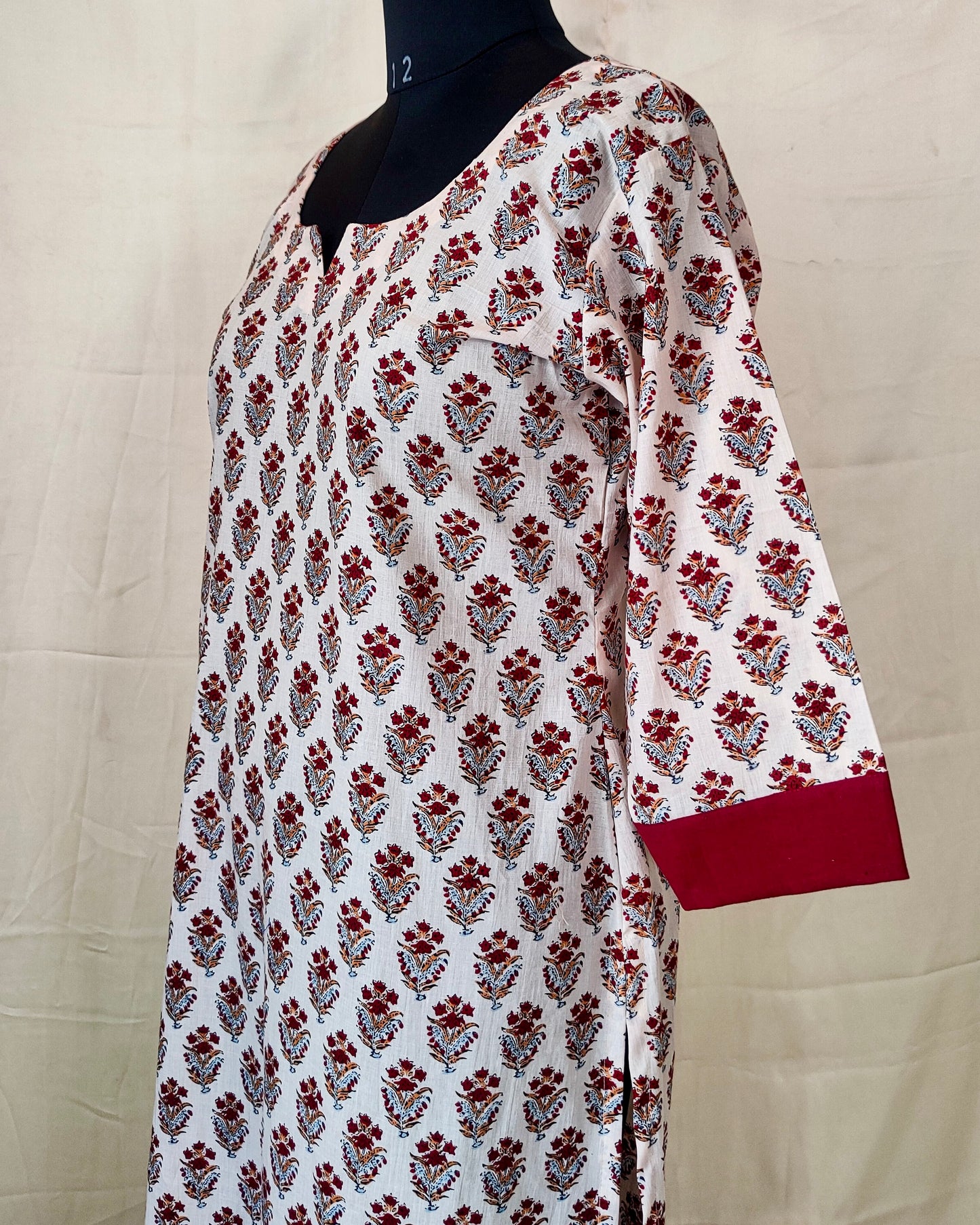 15 Cream And Red Printed Kurta