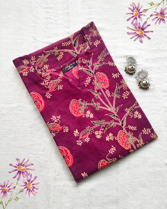 32 Maroon And Red Printed Cotton Kurta