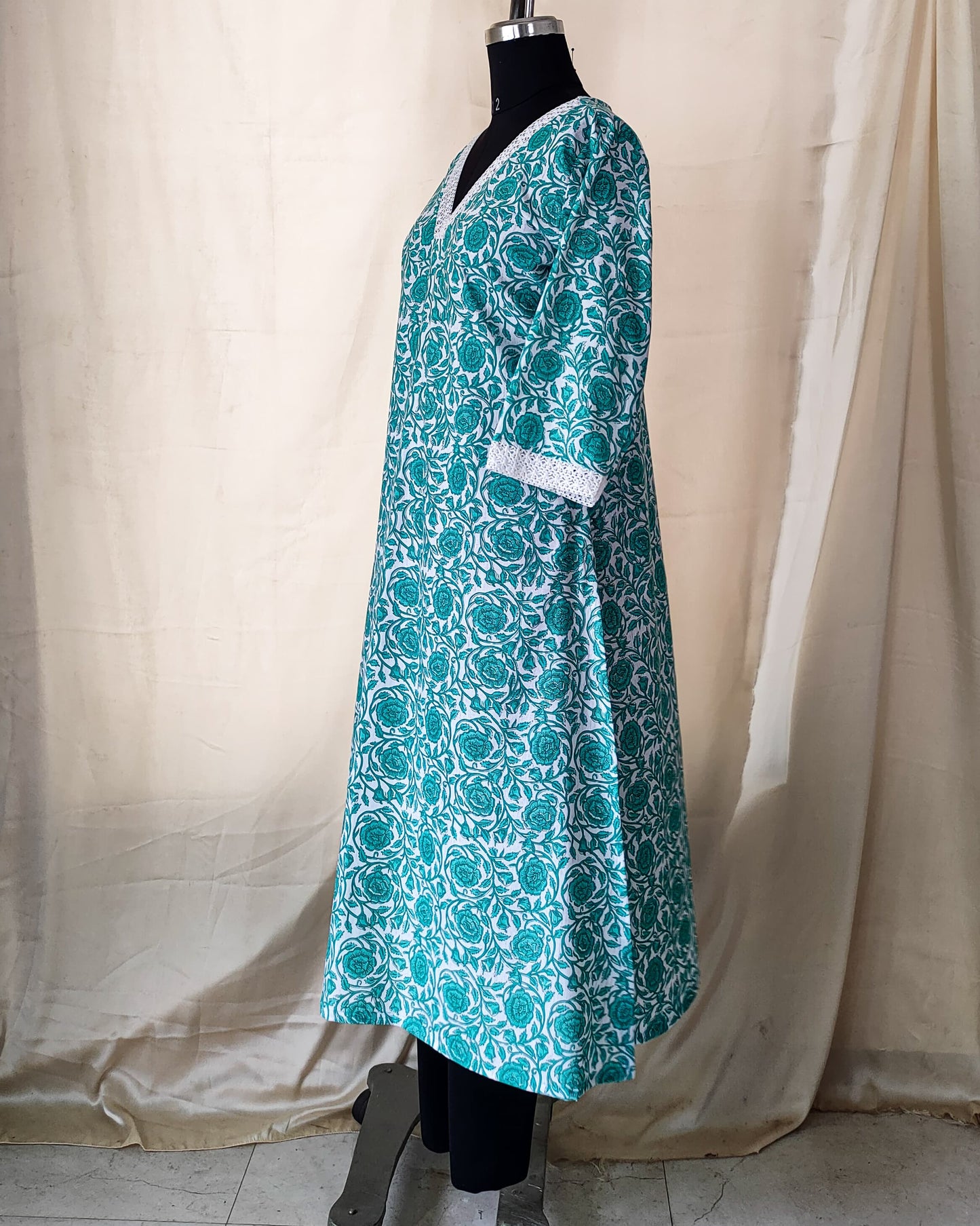 89A Green and white printed A-line cotton kurta with lace detailing