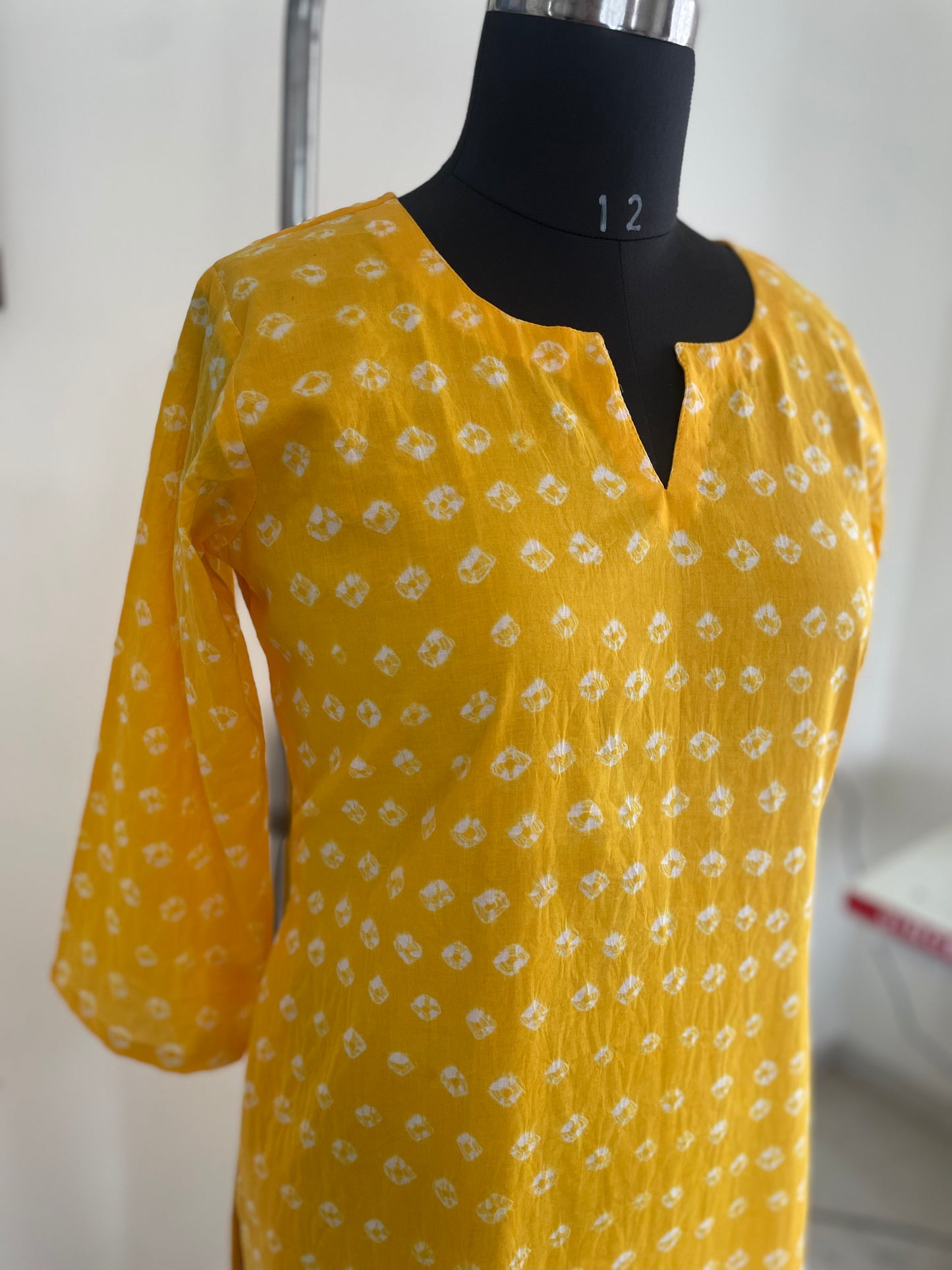 44 Yellow Bandhani Mul Cotton Kurti With Lining